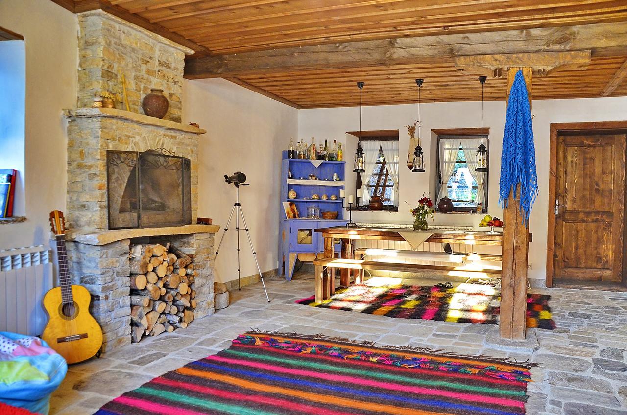Kalinia Guesthouse B&B โกวาเชวิตซา ภายนอก รูปภาพ