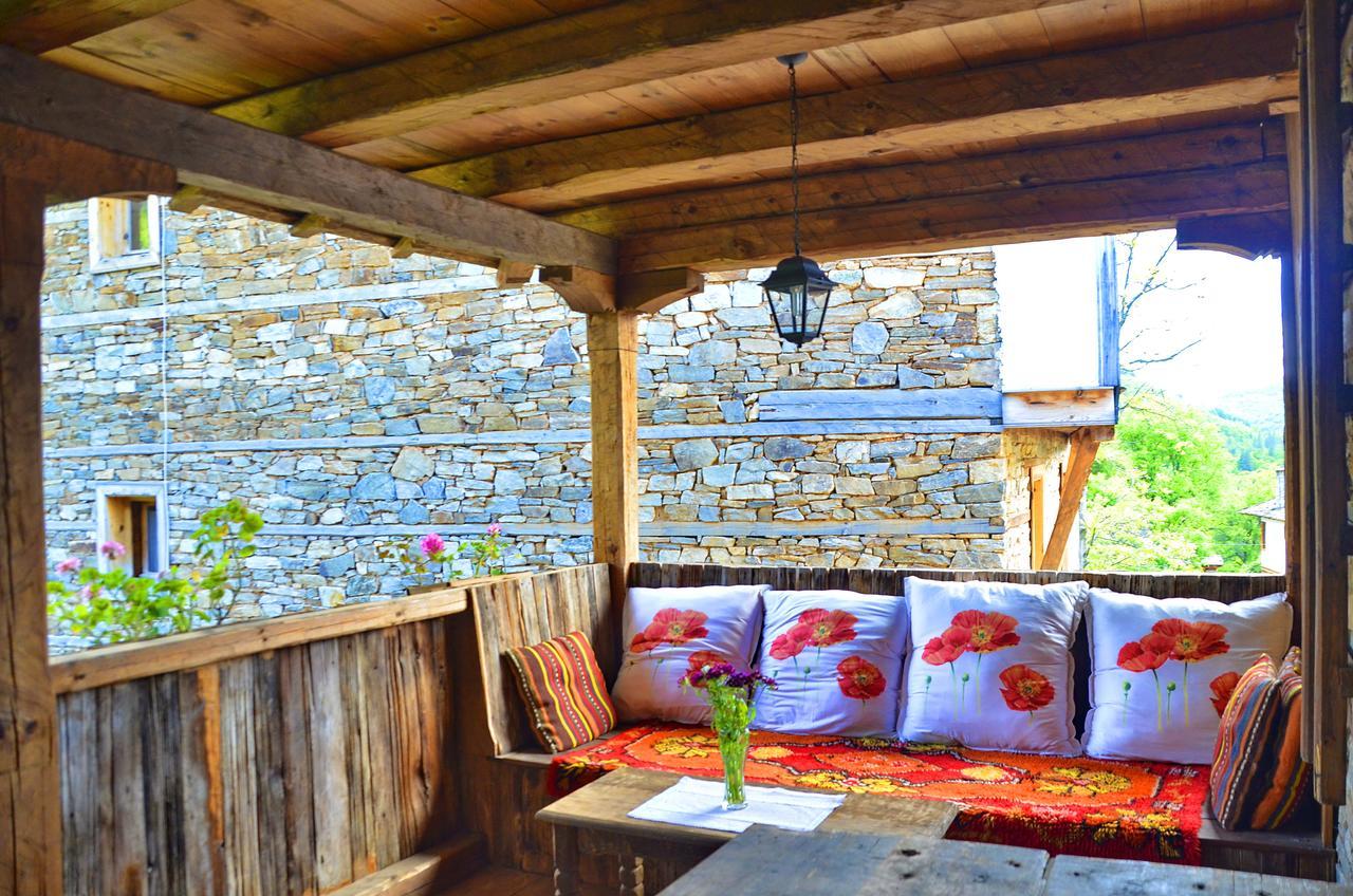 Kalinia Guesthouse B&B โกวาเชวิตซา ภายนอก รูปภาพ