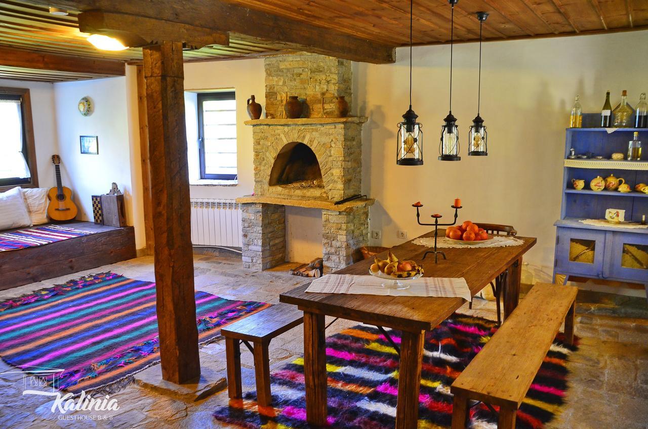 Kalinia Guesthouse B&B โกวาเชวิตซา ภายนอก รูปภาพ